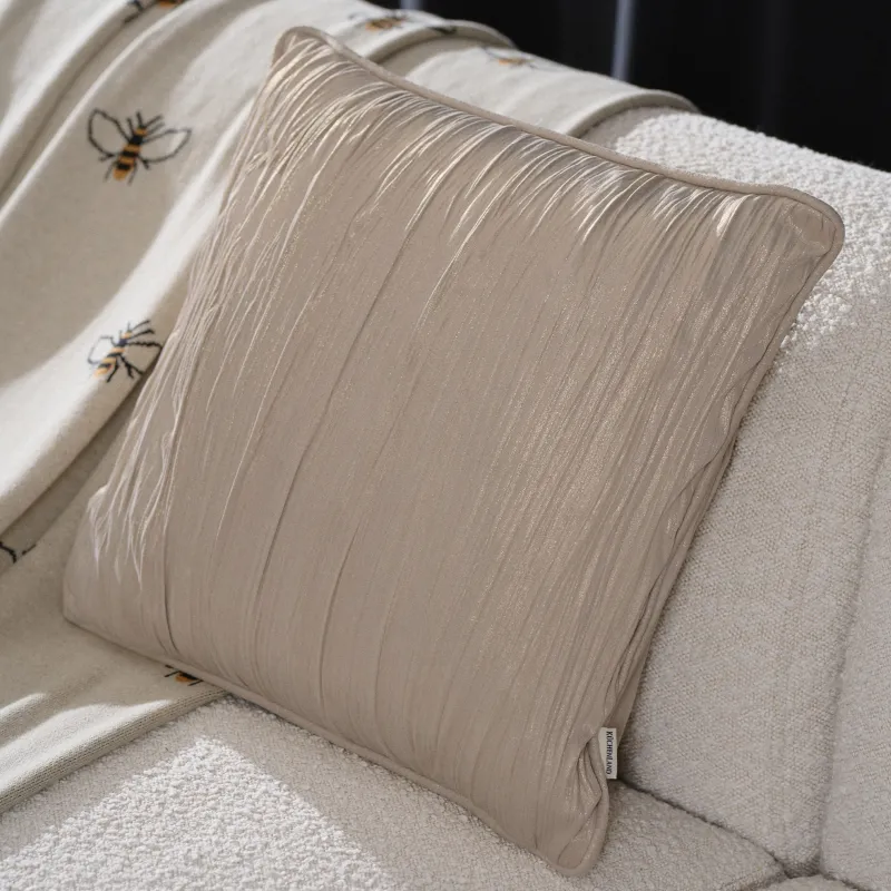 Decorative pillow, 45x45 cm, velvet, milky gold, Waves, Aspect