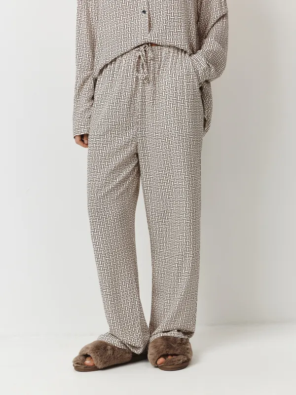 Women's trousers, size S, wide, viscose, milky black, Lines, Eniola, image-1