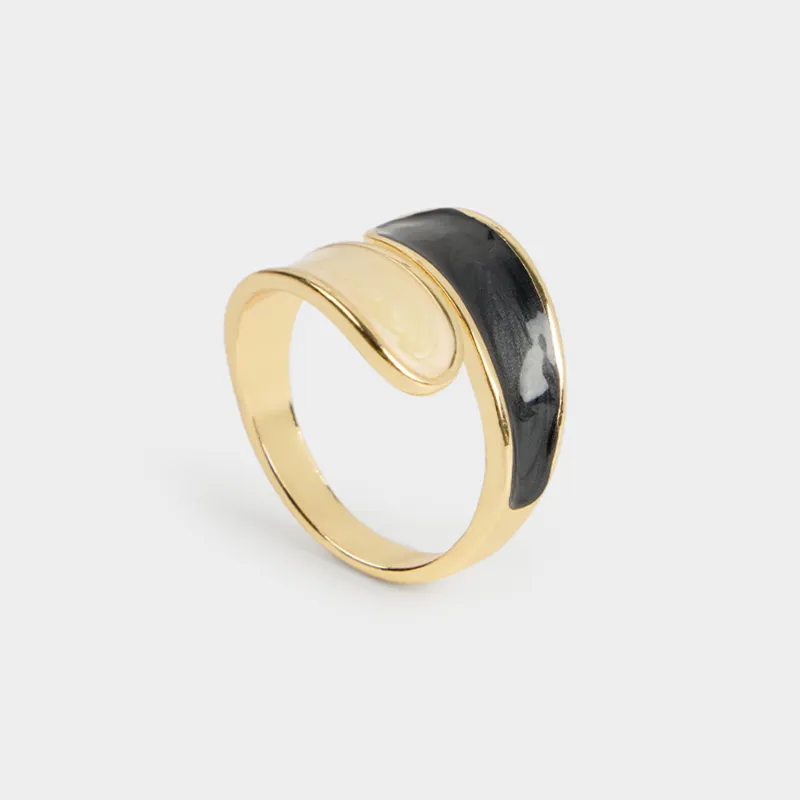 Ring, size S-M, single size, metal / acrylic, black and beige, Jewelry