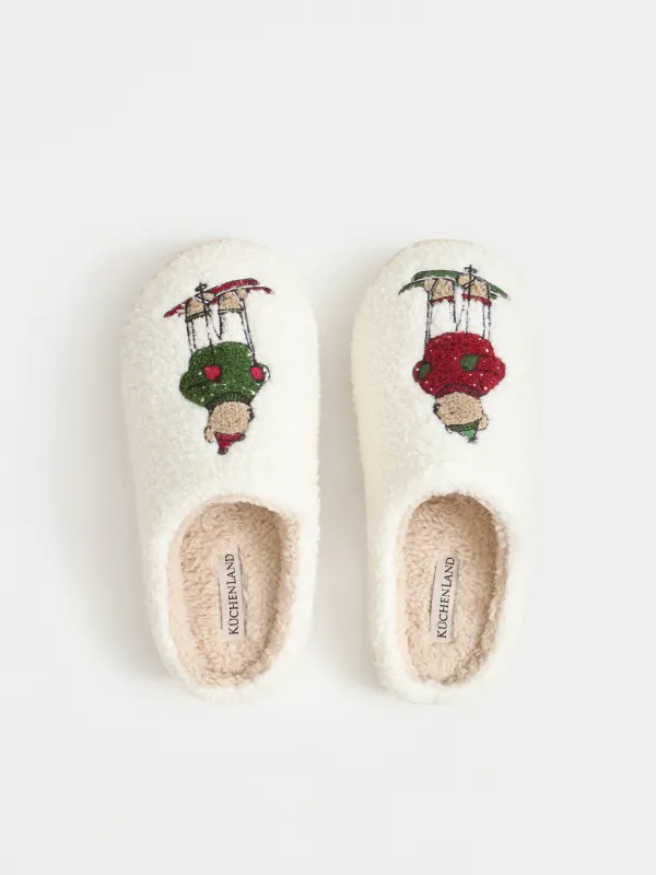 Women's slippers, homewear, size 36-37, artificial fur, milky, Bears, Needed, image-1