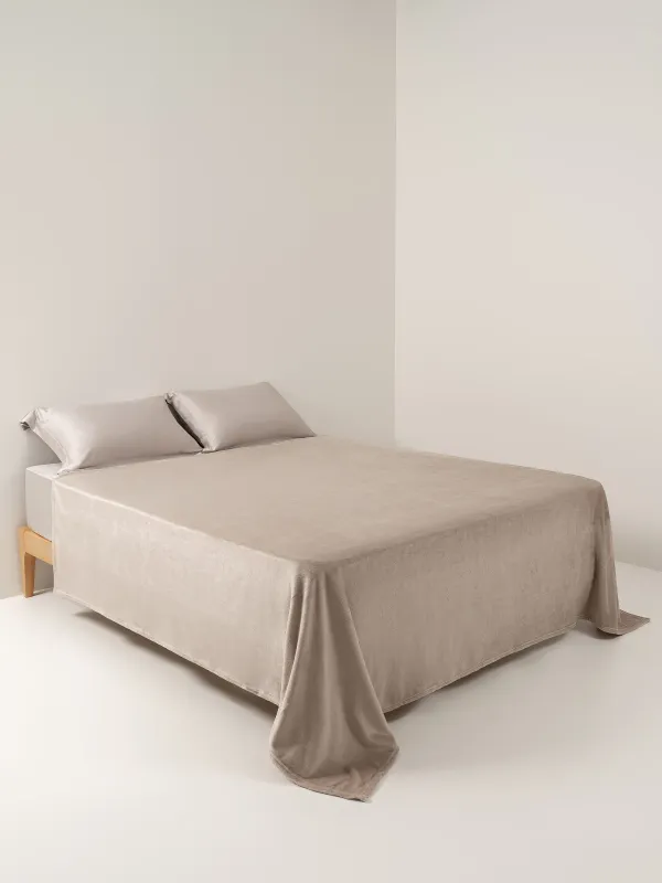 Bedspread, 220x240 cm, flannel, milky, Flannel, image-1
