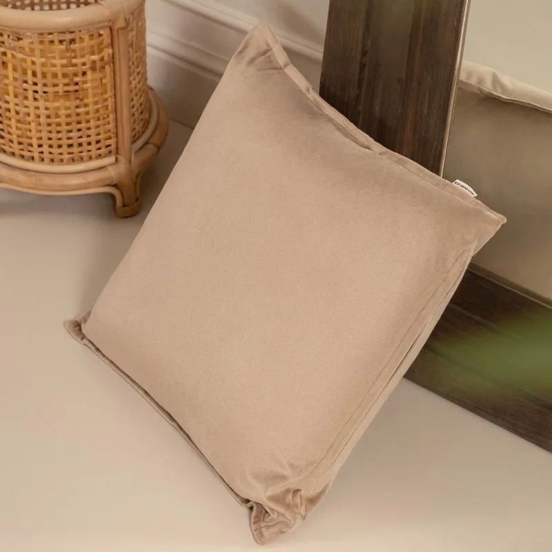 Decorative pillow, 45x45 cm, velvet, sand, Silk velvet