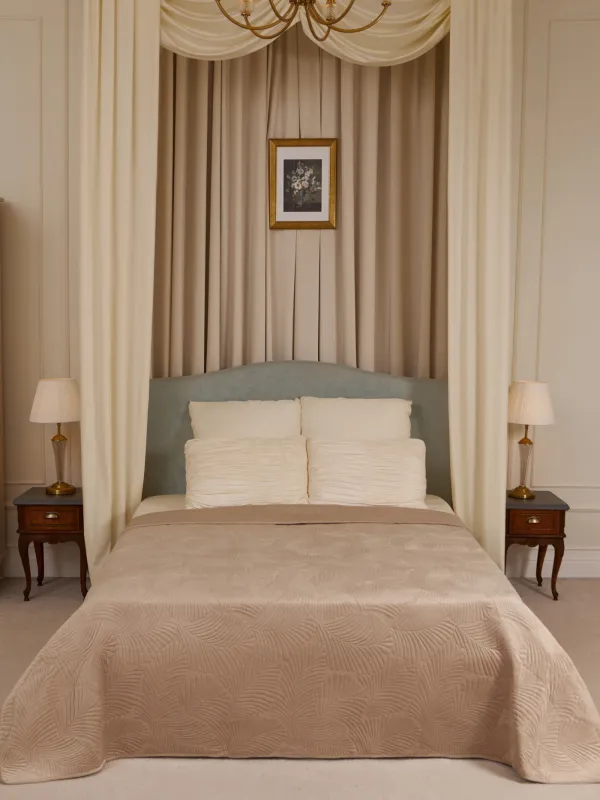 Bedspread, 220x240 cm, quilted, polyester, beige / gray, Palm leaf, Stitch velvet, image-0