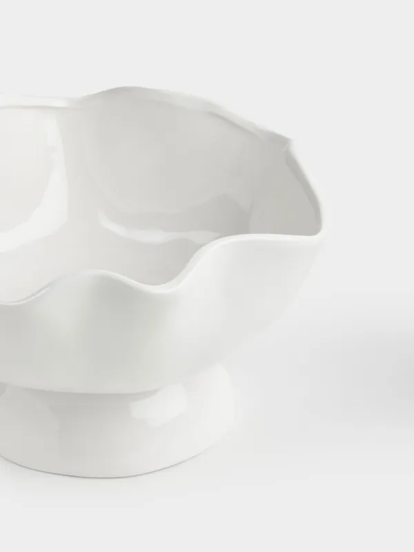 Fruit bowl, 24x15 cm, on a leg, ceramic, milky, Wavy edge, Crumple, image-2