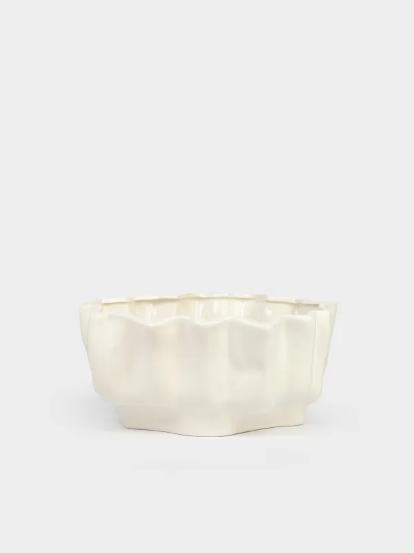 Fruit bowl, 26x20 cm, ceramic, milky, Bends, Crumple, image-0