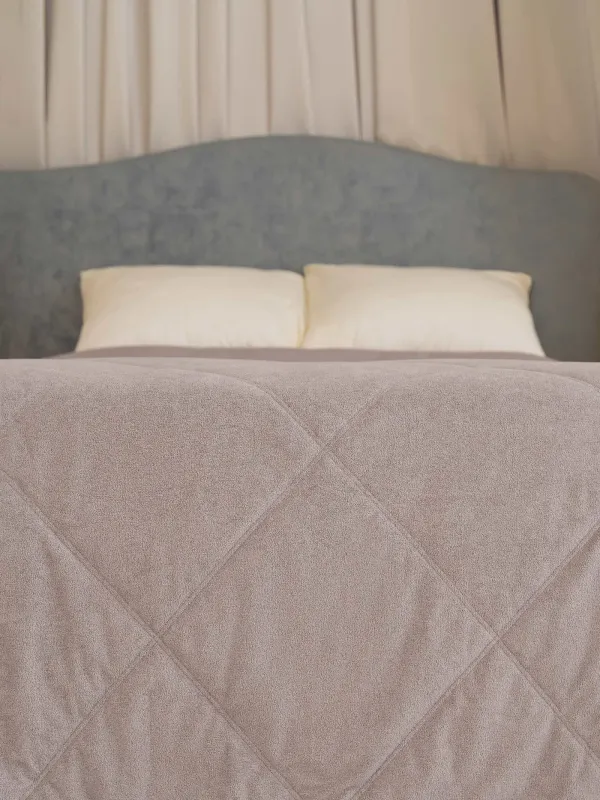 Bedspread, 220x240 cm, quilted, boucle / microfiber, milk, Boucle, image-2