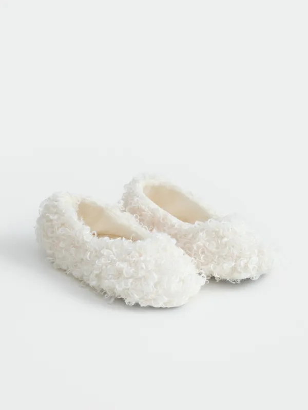 Women's slippers, homewear, size 36-37, artificial fur, milky, Curled, image-4