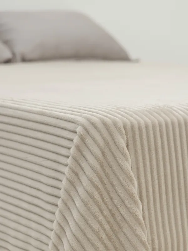 Bedspread, 220x240 cm, flannel, beige, Three-dimensional stripes, Flannel, image-4