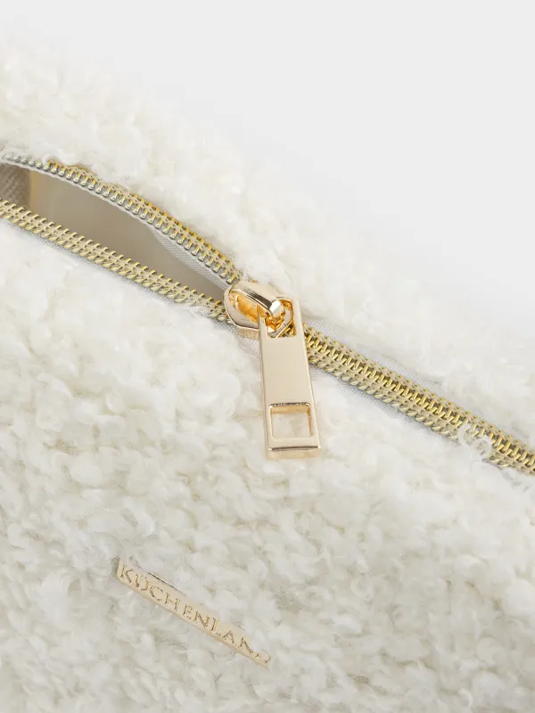 Cosmetic bag, 20x10 cm, faux fur, milky, Curled, image-3