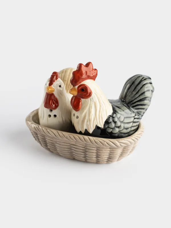 Salt and pepper set, 13 cm, on a stand, ceramic, Rooster and chicken in a basket, Rooster, image-1