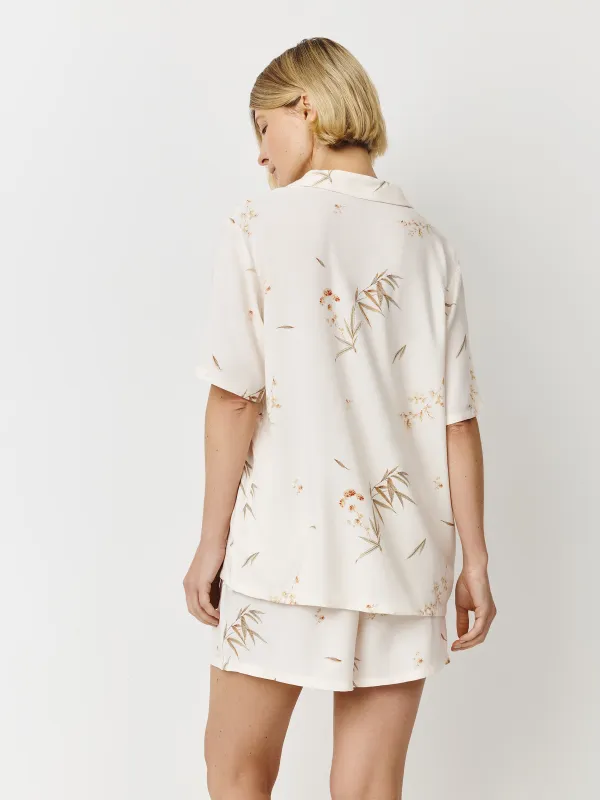 Women's shirt, homewear, size L, with short sleeves, viscose, milky, Flowers, Norla, image-4