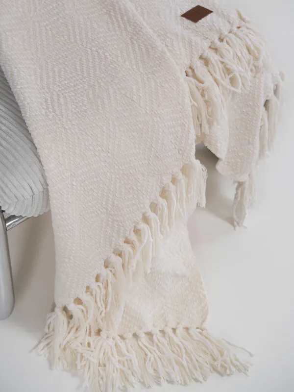 Blanket, 130x170 cm, with fringe, Chenille, milky, Chenill, image-4